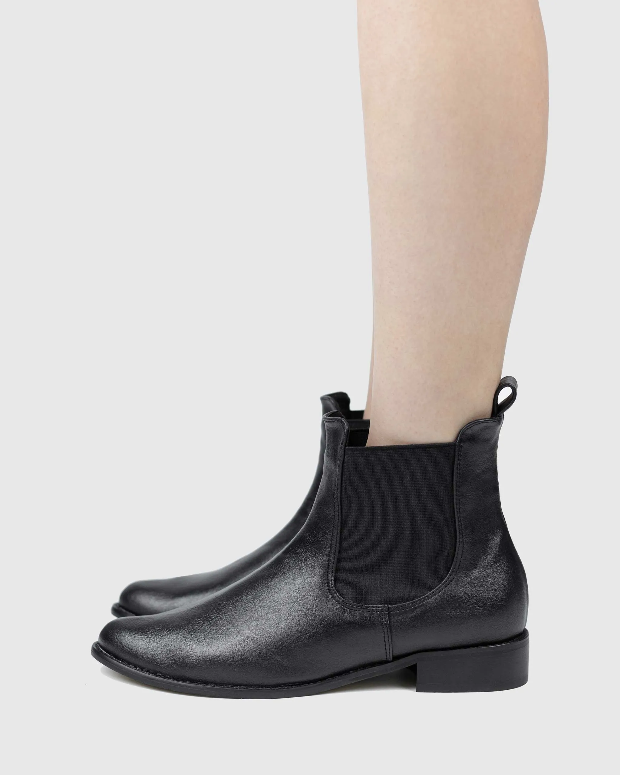Chelsea Black Vegea Boots