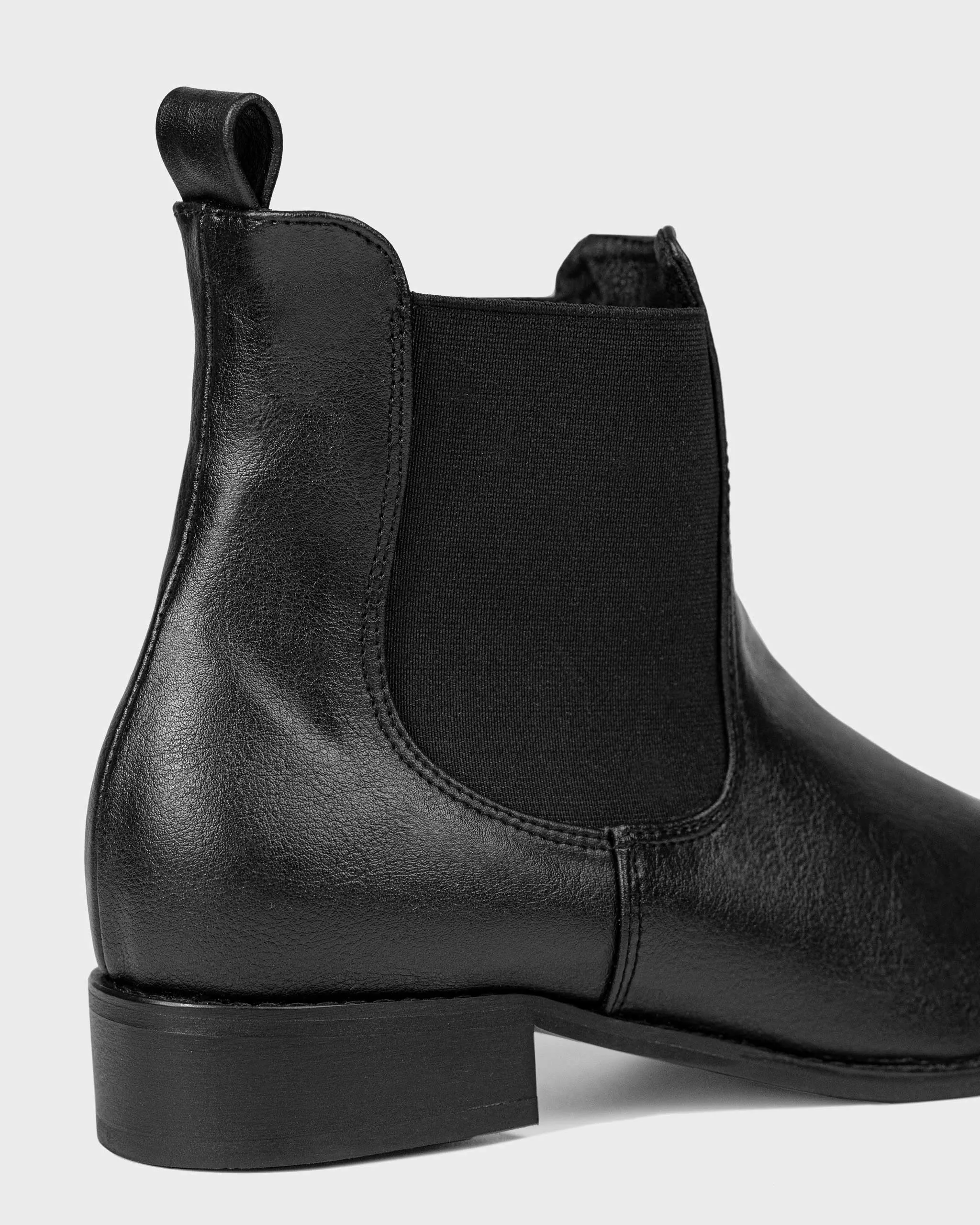 Chelsea Black Vegea Boots