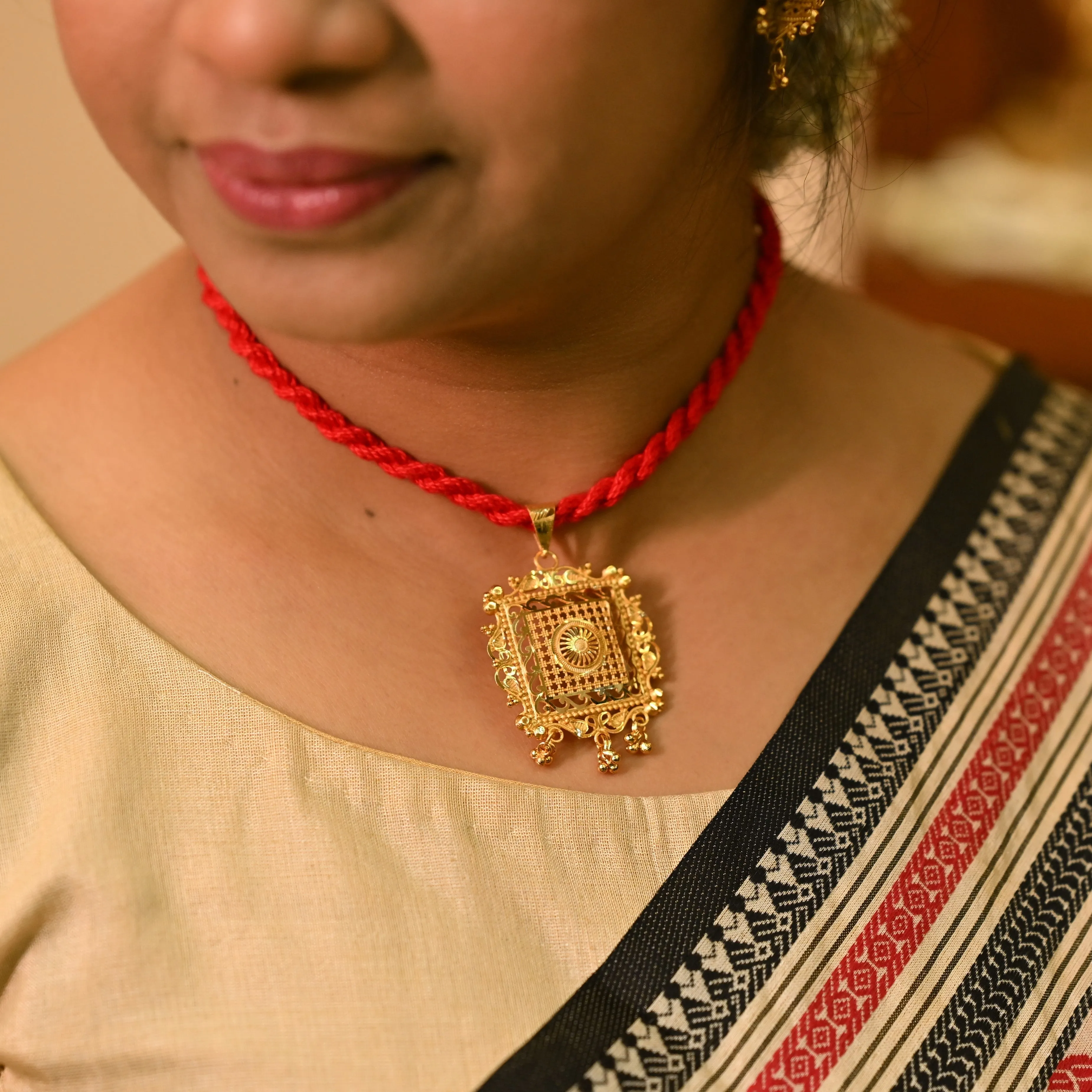 Choturbhuj - Locket with Matching Earrings