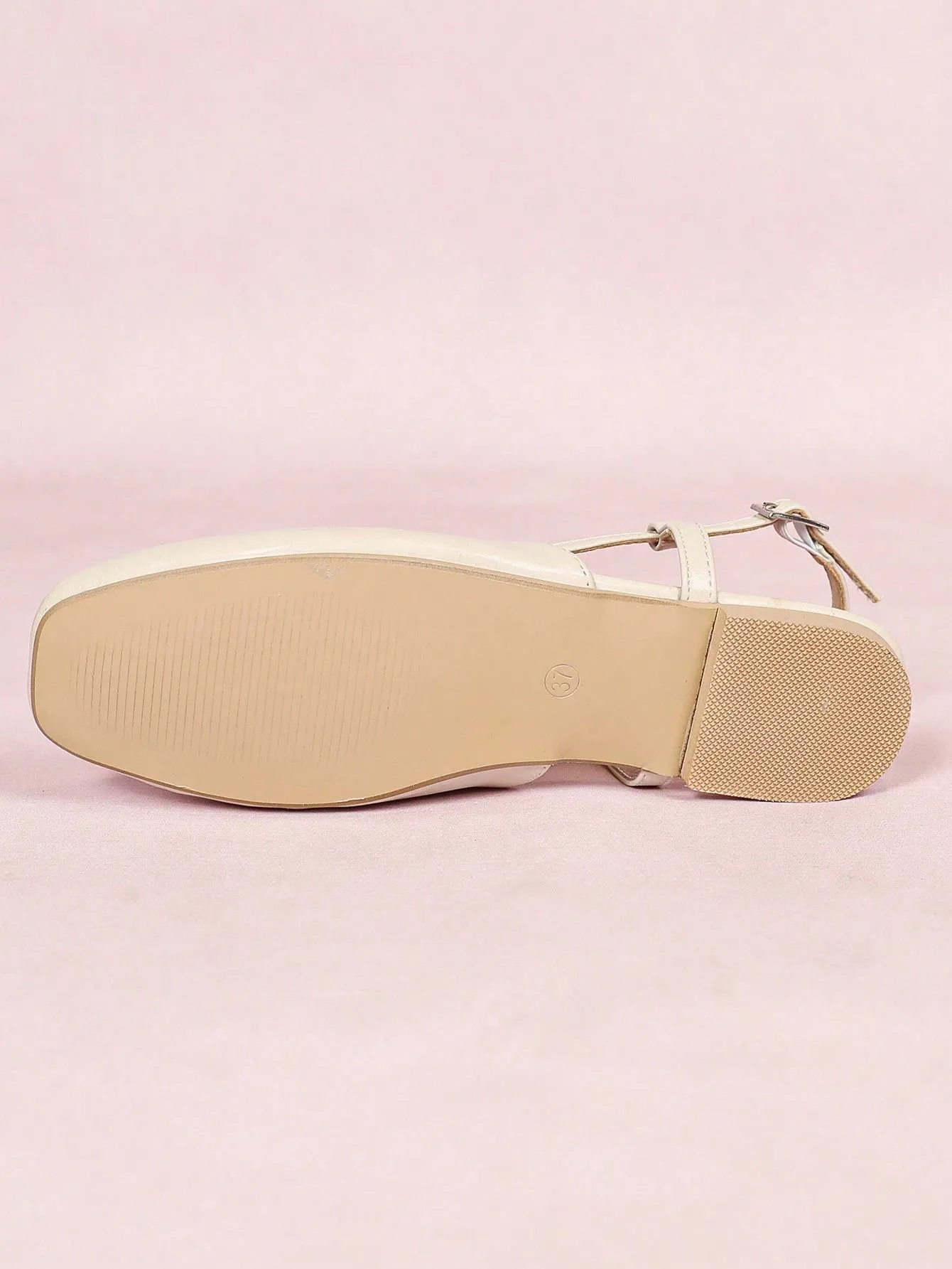 CUCCOO CURVES CUCCOO Plus-Size Square Toe Slip-On Flat Shoes With Back Strap